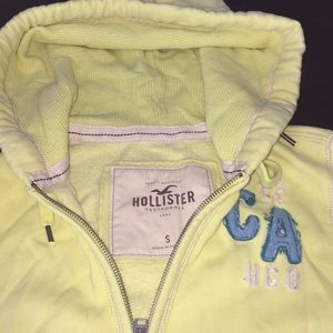 HOLLISTER hoodie- neon yellow, size SMALL
